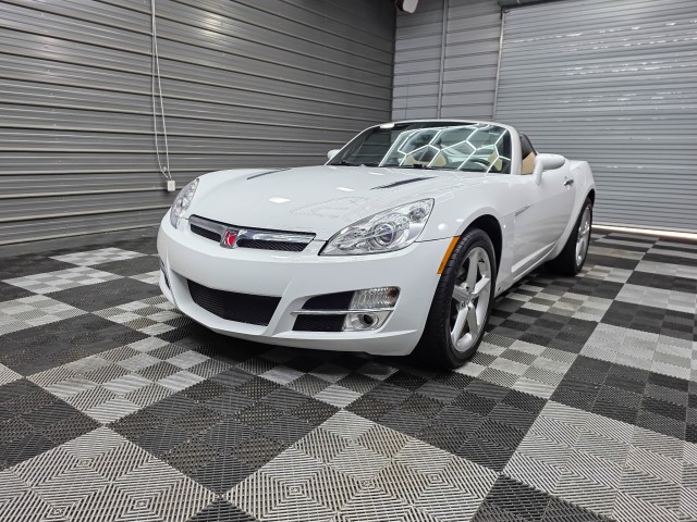 2008 Saturn Sky Roadster Convertible Rear-Wheel Drive 5-Speed Automatic