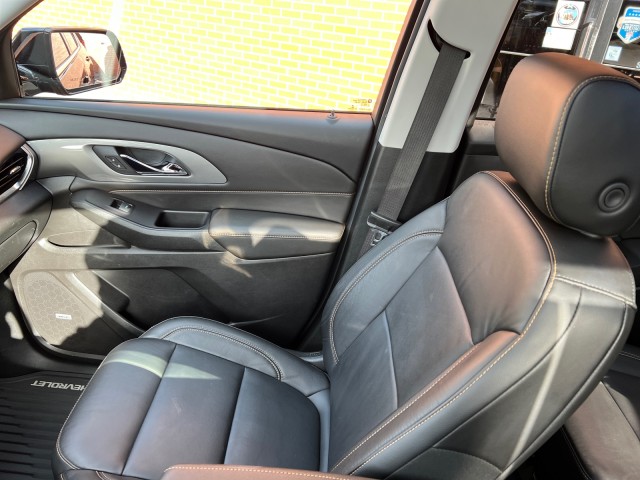 2019 Chevrolet Traverse LT Leather with Luxury Pkg and Sunroof 26