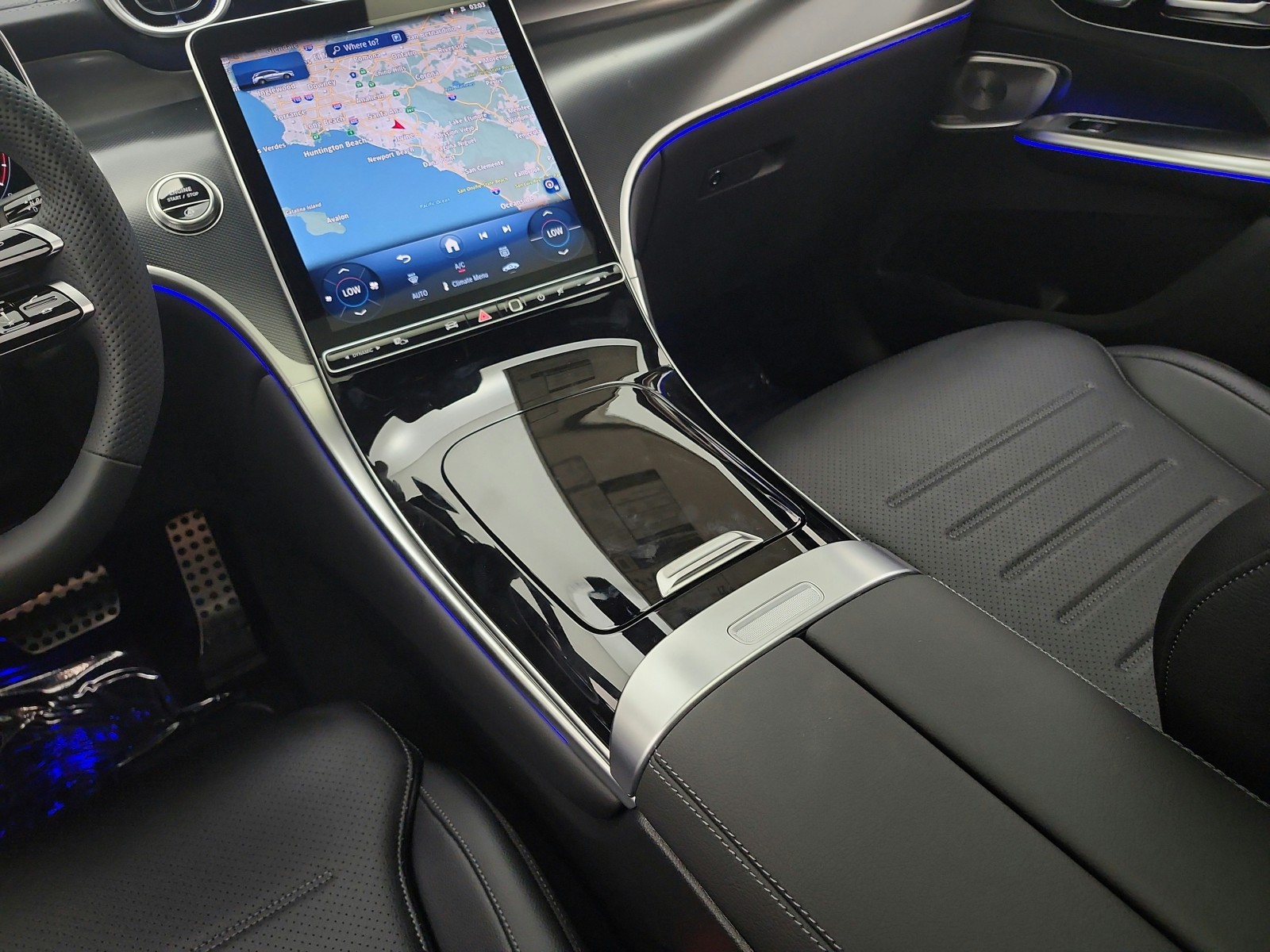 New 2026 Polar White Mercedes-Benz GLC 300 SUV image 11