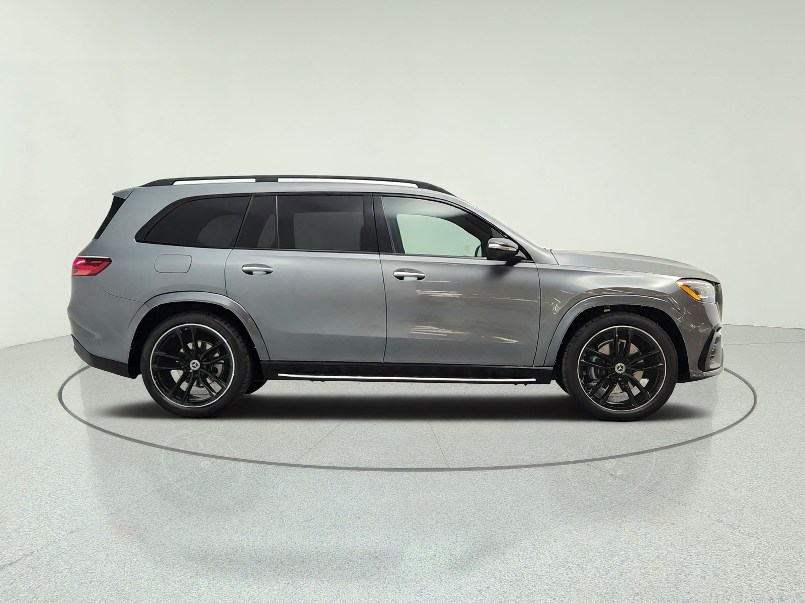 New 2026 Selenite Grey Metallic Mercedes-Benz GLS 450 4MATIC® SUV image 4