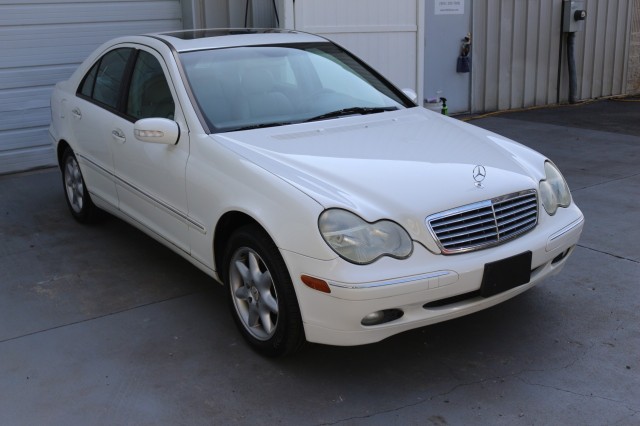 2002  C-Class C 240 in , 