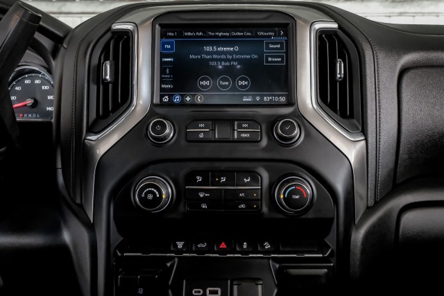 2021 Chevrolet Silverado 2500HD LT 24