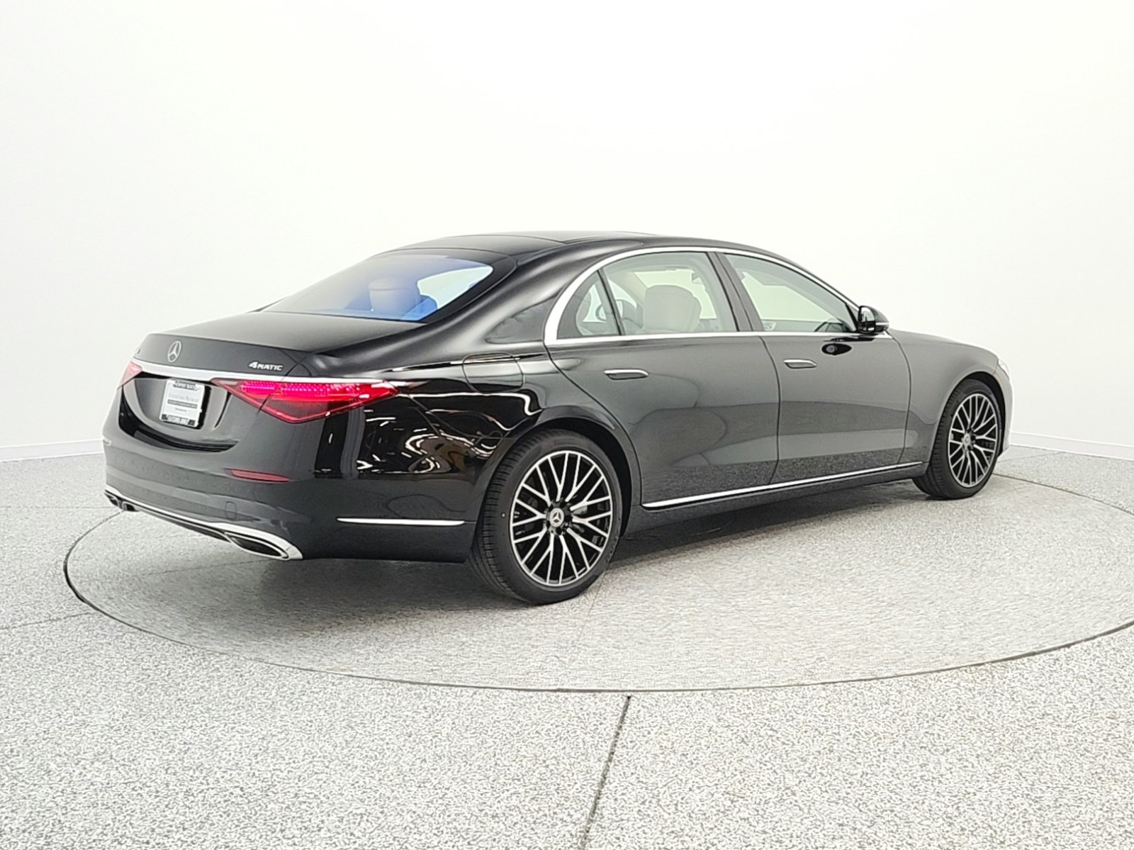 New 2026 Obsidian Black Metallic Mercedes-Benz S 500 image 5