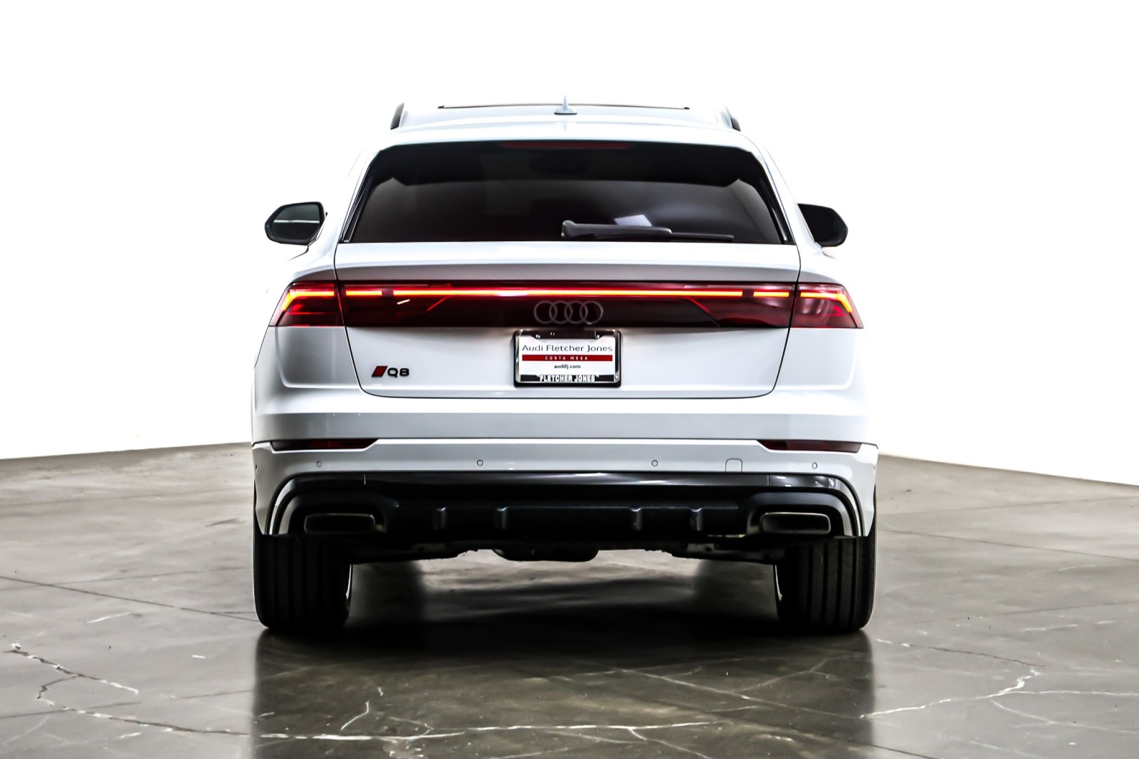 Used 2024 Glacier White Metallic Audi Premium Plus 55 TFSI quattro image 5