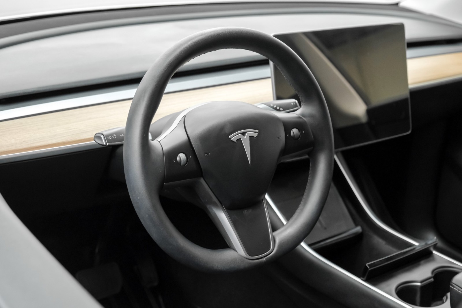 2020 Tesla Model Y Long Range AWD AutoPilot FullSelfDrivingComputer 20Alloys 18