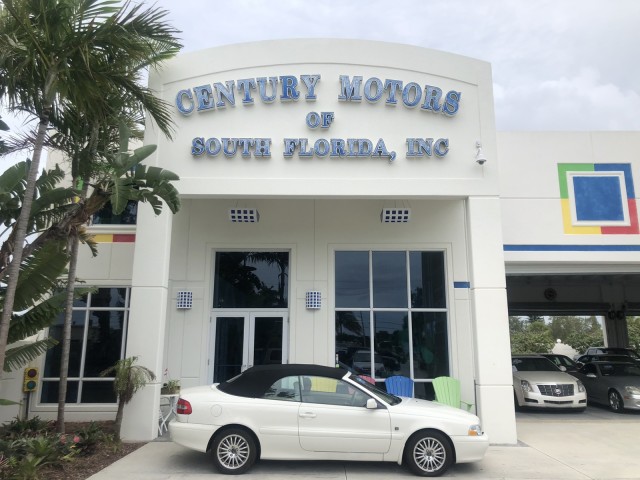 2004 Volvo C70 2-Owner Clean CarFax Fully Loaded Low Miles in pompano beach, Florida