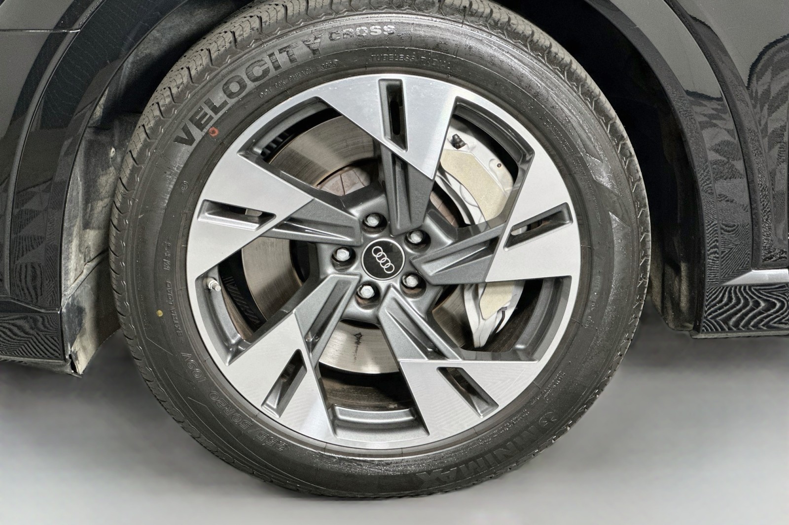 Used 2022 Brilliant Black Audi Premium image 11