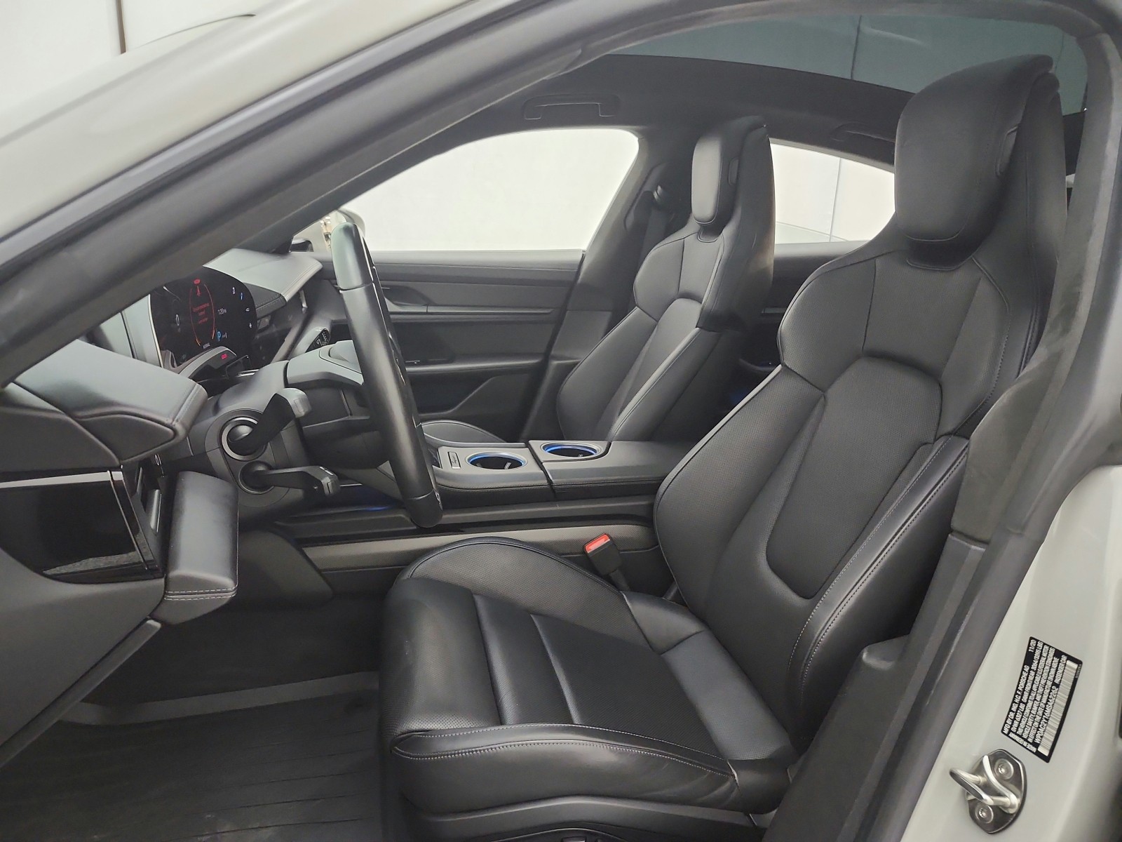 Used 2021 Chalk Porsche Turbo AWD image 17