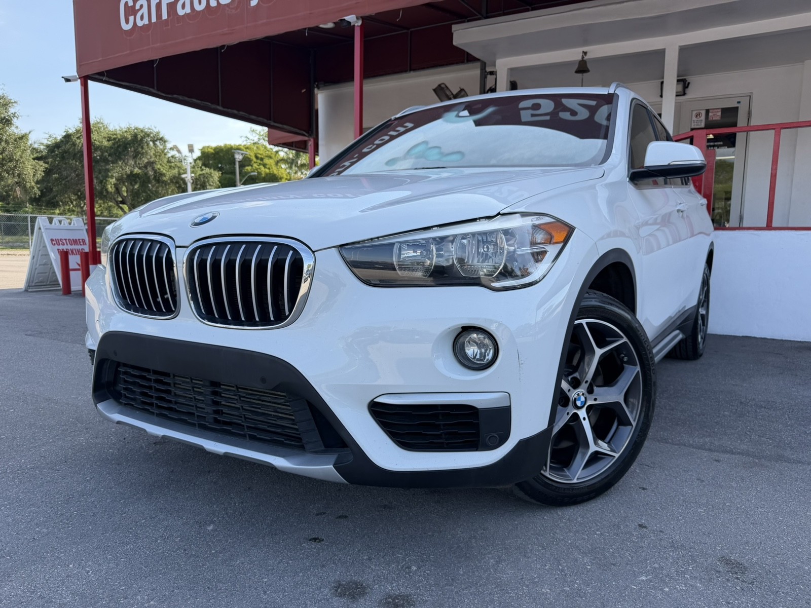 2019 BMW X1 - $14,977