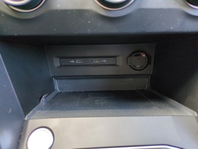 VolkswagenTaos27