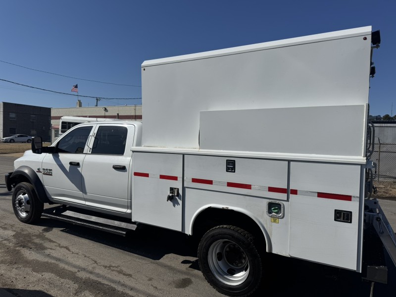2015 Ram 5500 Crew Cab Walk In Service Body Cummins Tradesman in , 