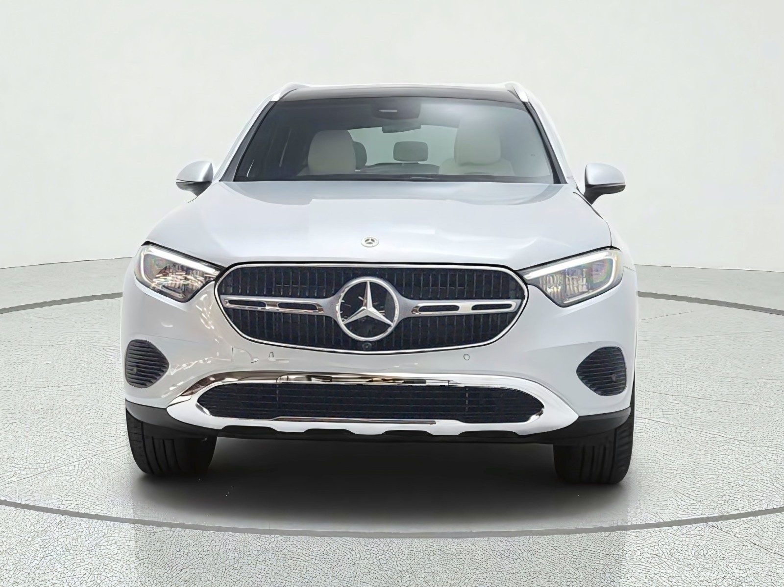 New 2027 Cirrus Silver Metallic Mercedes-Benz GLC 300 SUV image 2