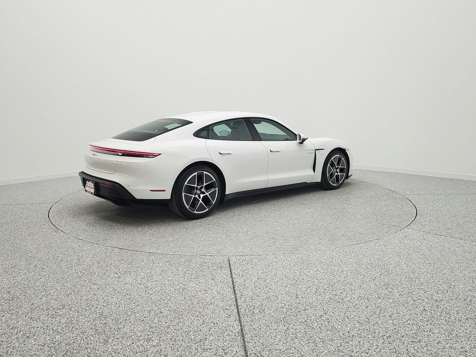 Used 2025 White Porsche RWD image 11