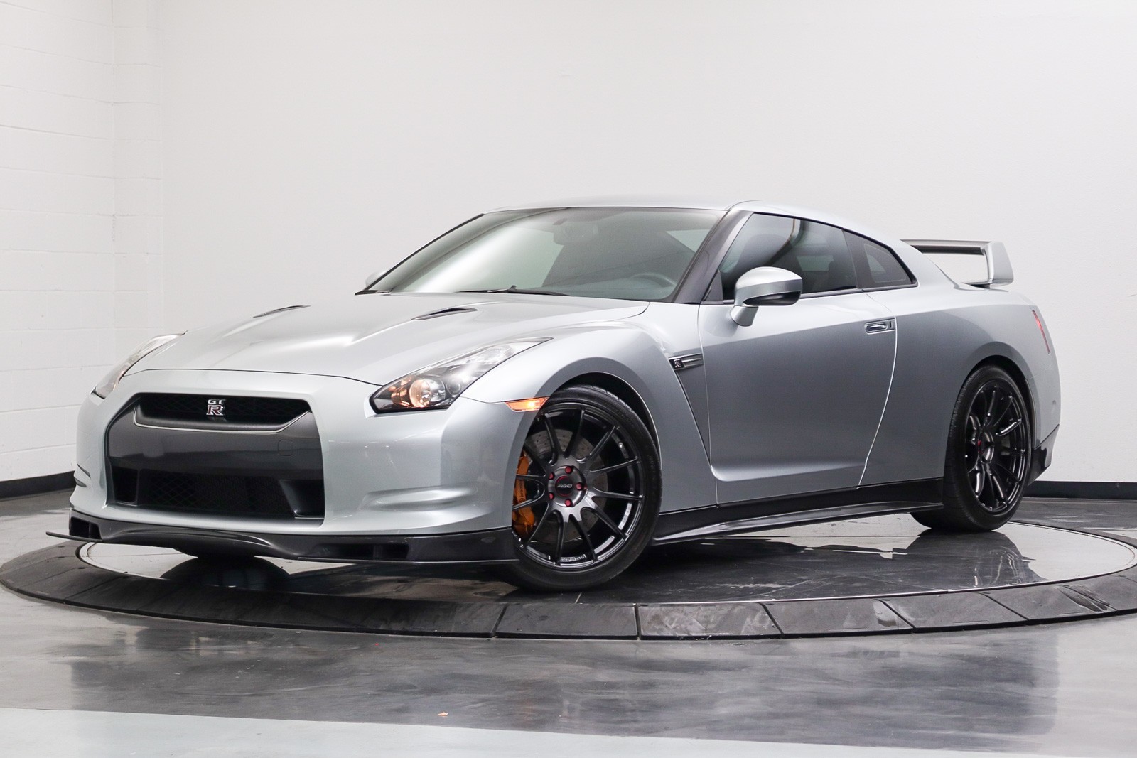 Silver 2009 Nissan GT-R Coupe All-Wheel Drive Automatic
