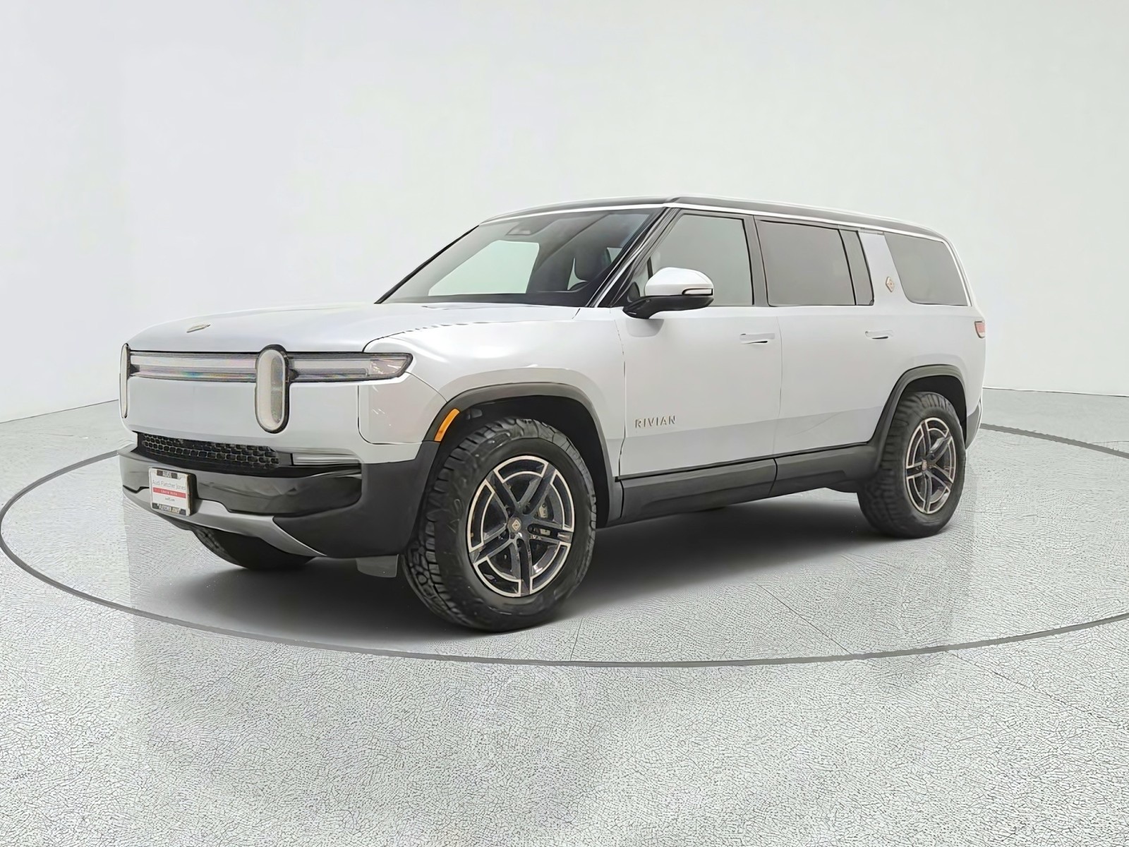 2025 Rivian R1S Adventure
