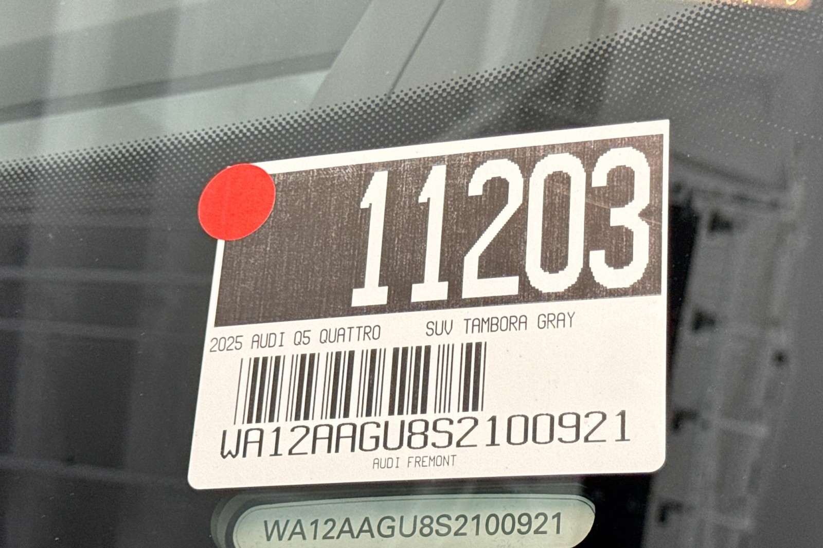 New 2025 Tambora Gray Metallic Audi Premium Plus 2.0 TFSI quattro image 29