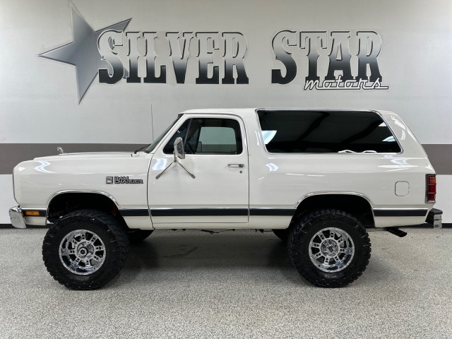 1987 Dodge Ram Charger Custom 4WD 5.2L- V8 in , 