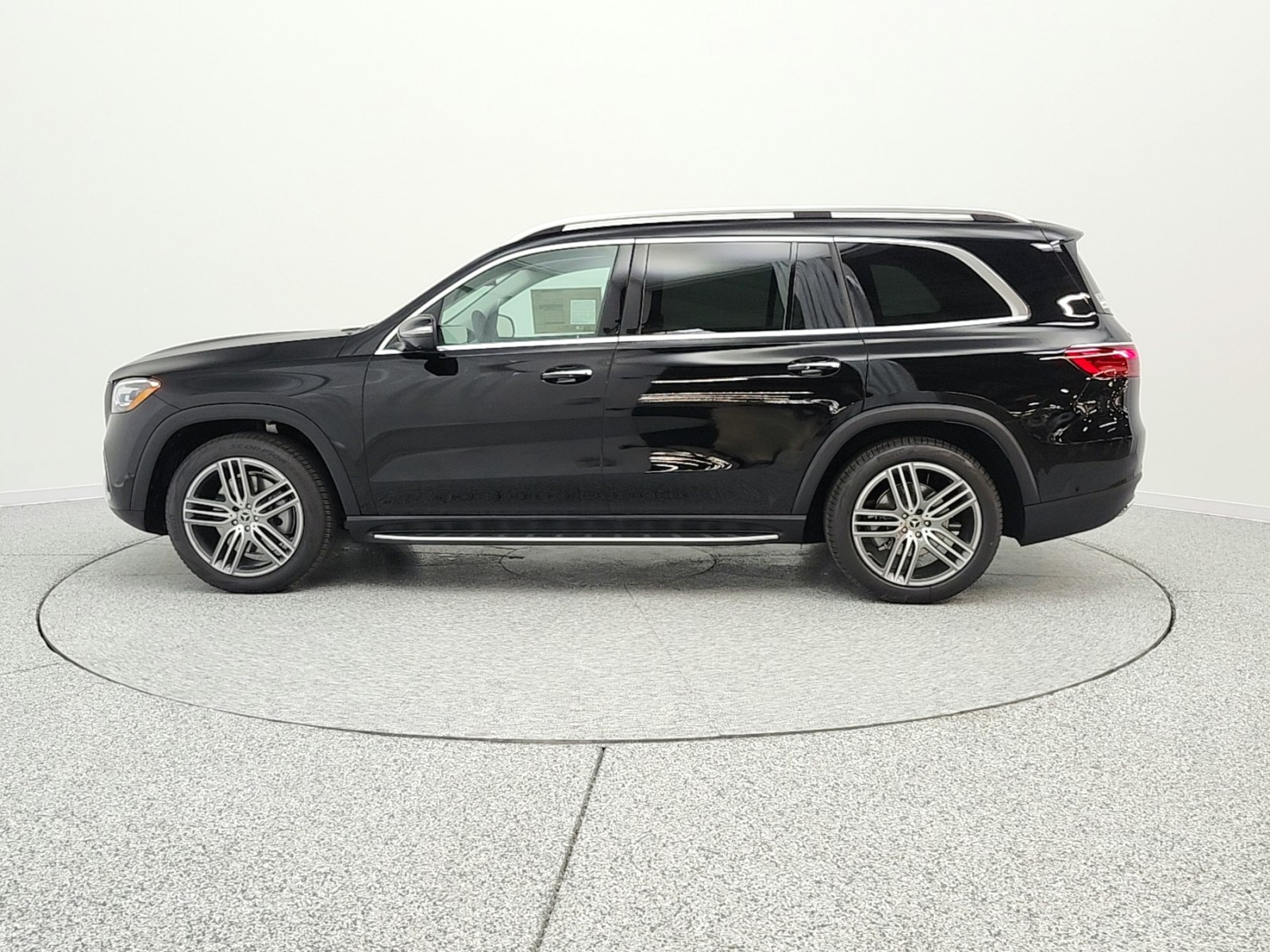 New 2026 Black Mercedes-Benz GLS 450 image 8