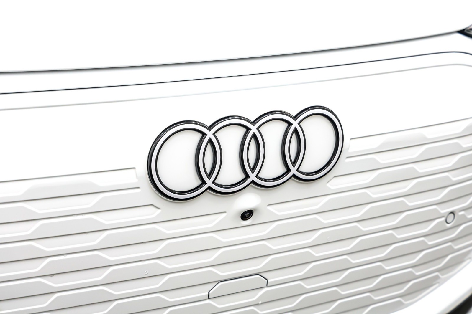 New 2025 Glacier White Metallic Audi Premium Plus quattro image 13