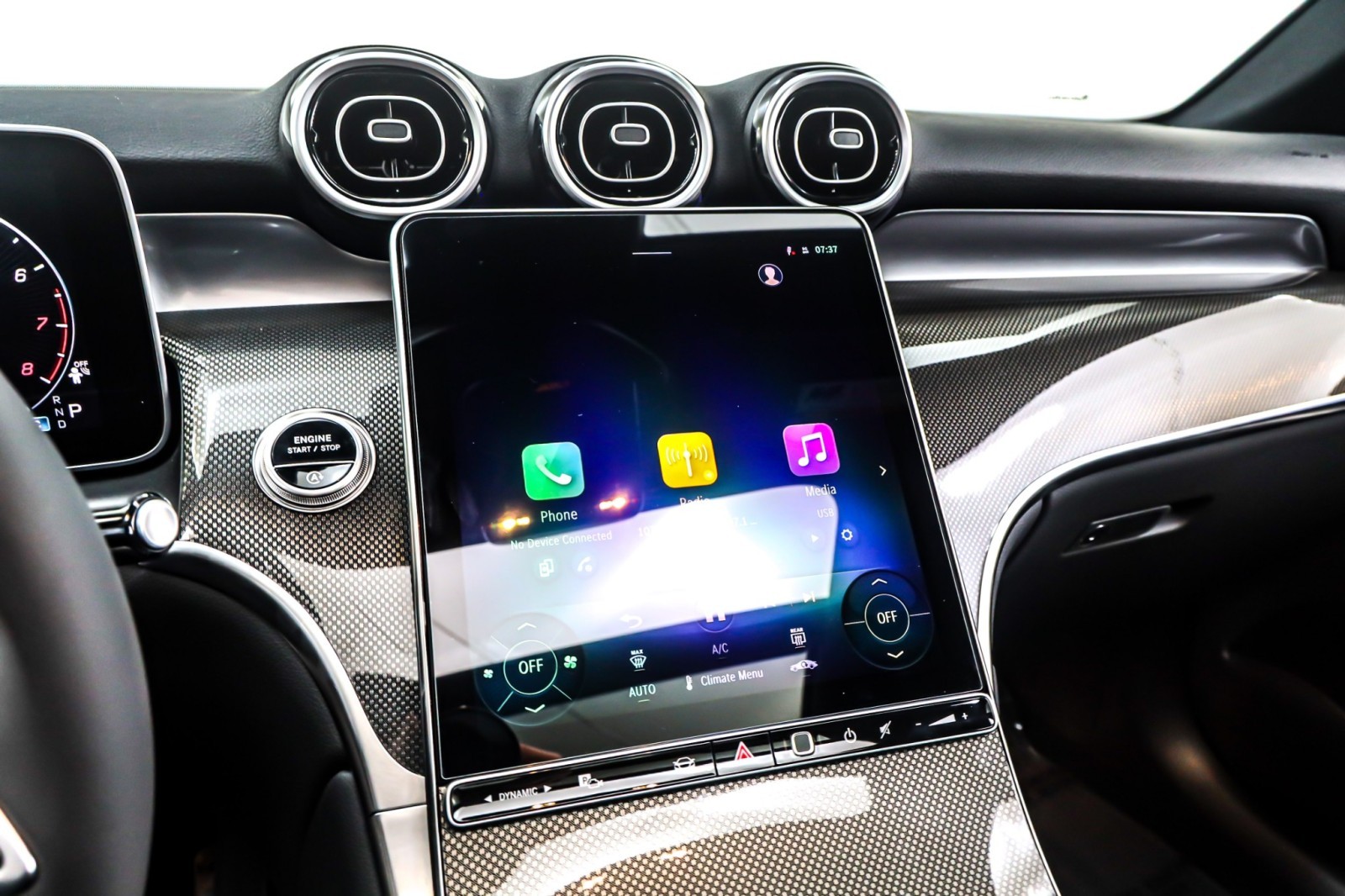 New 2026 Graphite Grey Metallic Mercedes-Benz GLC 300 image 6