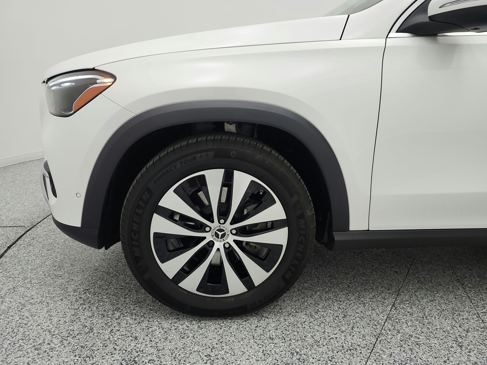 New 2026 Polar White Mercedes-Benz GLE 350 SUV image 13
