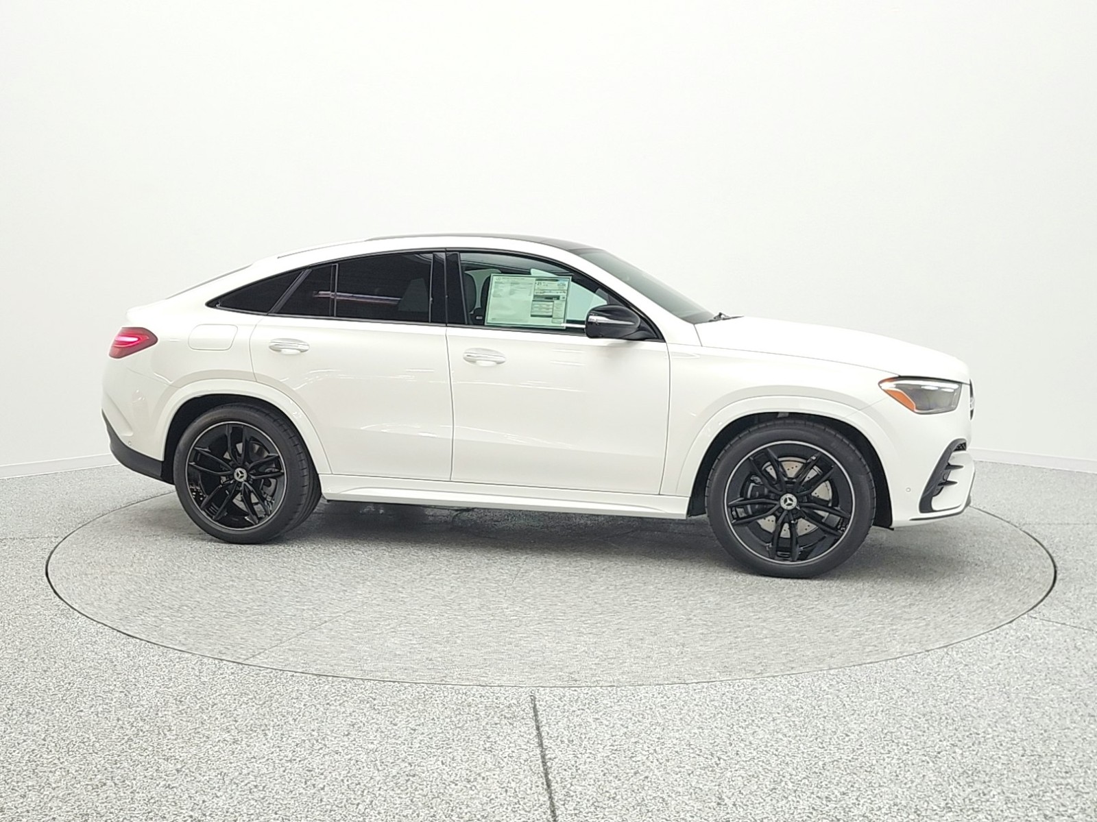 New 2026 Polar White Mercedes-Benz GLE 450 image 4