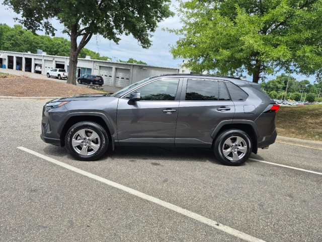 ToyotaRAV46