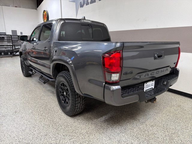 2022 Toyota Tacoma 4WD SR5 4WD V6 in , 