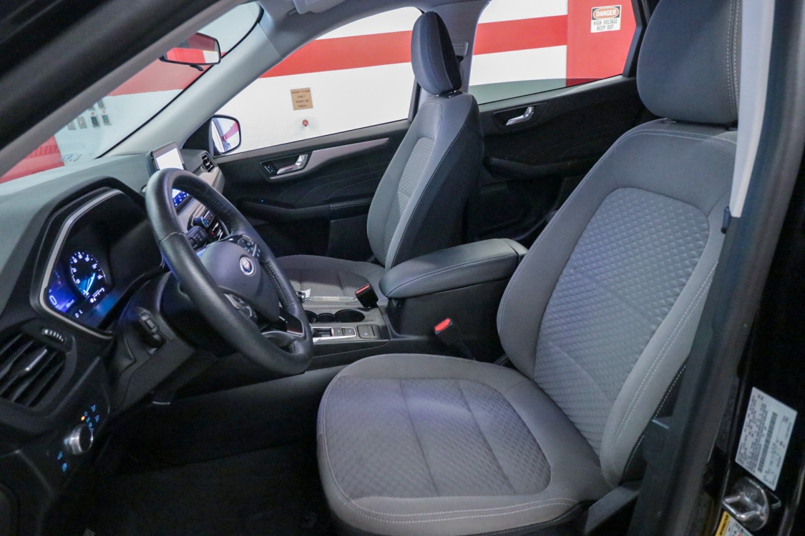 Used Car 2021 Ford Escape  Se Hybrid For Sale Under $25,000 In Austin, Texas