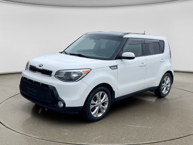 Clear White 2016 Kia Soul + Wagon Front-Wheel Drive Automatic