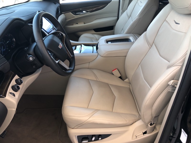 2018 Cadillac Escalade ESV Luxury in CHESTERFIELD, Missouri
