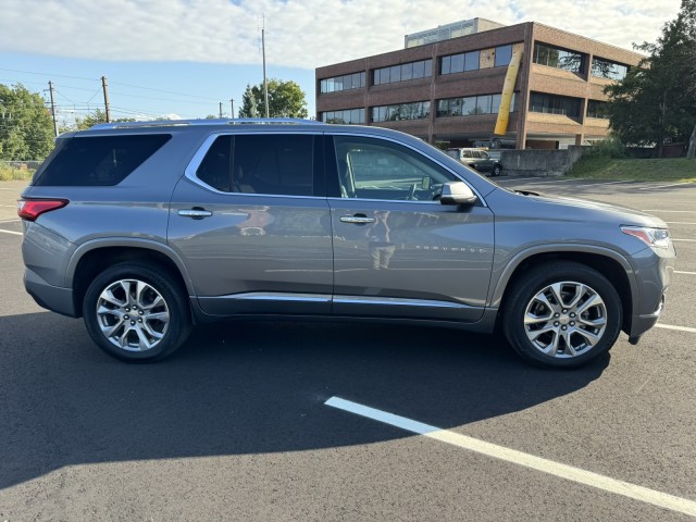 2021 Chevrolet Traverse Premier 6