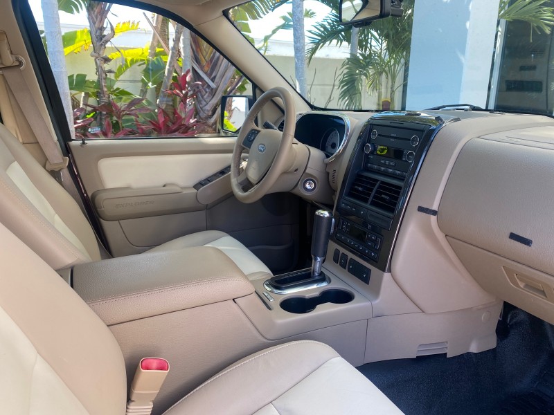 2008 Ford Explorer Sport Trac Limited LOW MILES 49,936 in , 