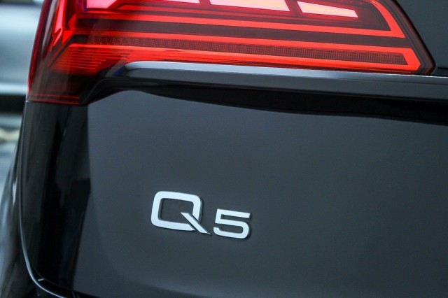 2022 Audi Q5 S line Premium Plus 15