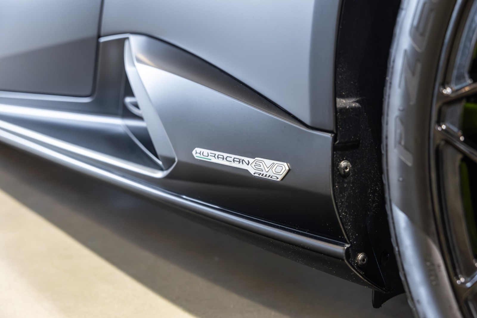 Used Car 2022 Lamborghini Huracan Evo  For Sale Under $330,000 In Boerne, Texas