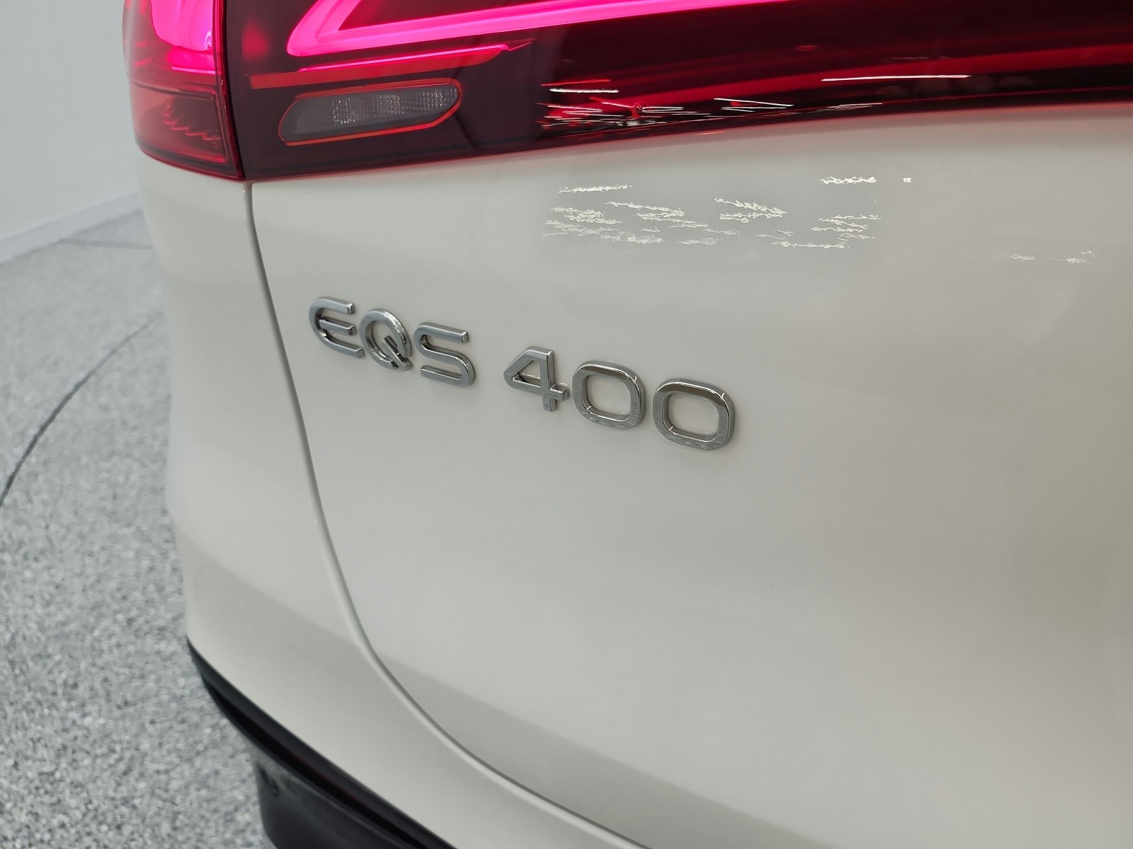New 2026 Polar White Mercedes-Benz EQS 400 image 14