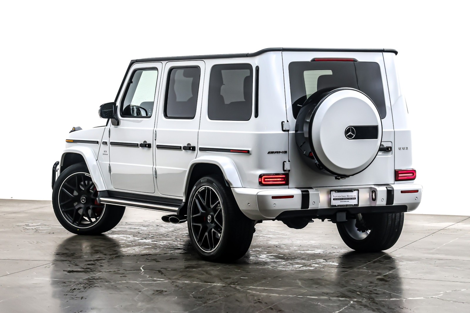 Certified Used 2024 MANUFAKTUR Moonlight White Metal Mercedes-Benz AMG® G 63 4MATIC SUV image 14