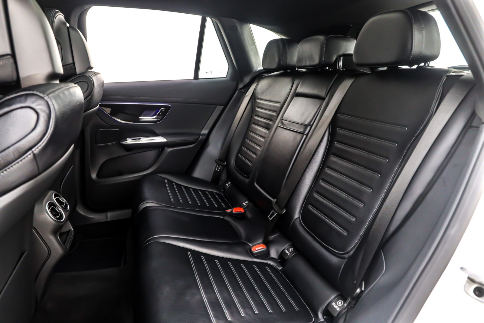 New 2026 Polar White Mercedes-Benz AMG® GLC 43 image 7