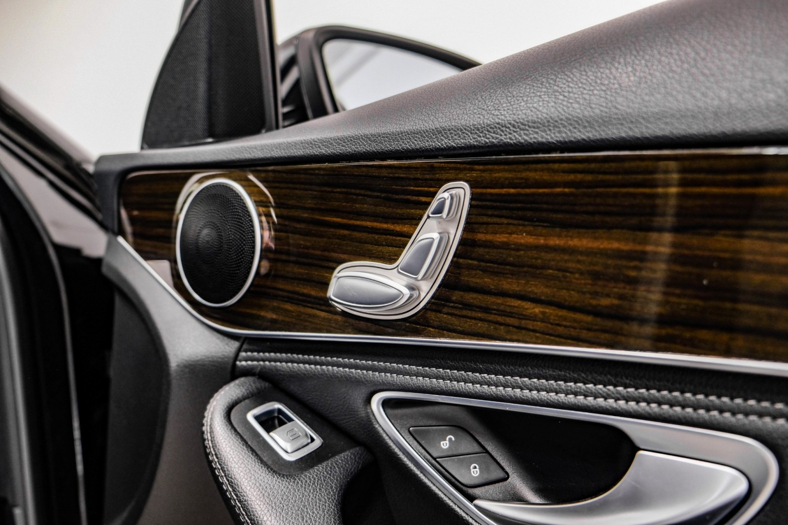 2015 Mercedes-Benz C300 SPORT BLIND SPOT ASSIST NAVIGATION LEATHER SEATS R 44