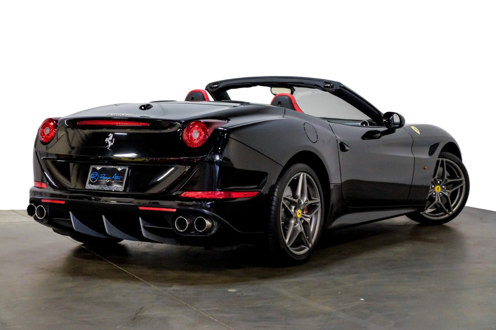 2015 Ferrari California T Convertible MagneRide HiFiSound Shields 20Forged 9