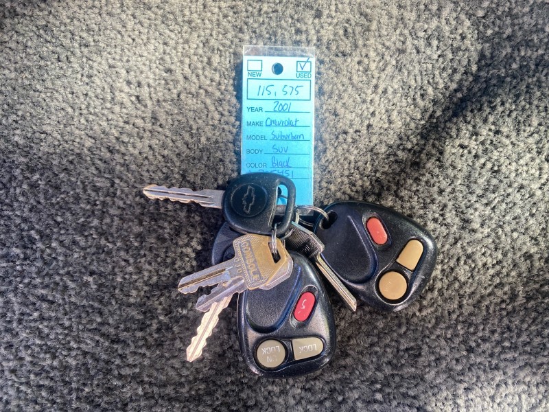 2001 Chevrolet Suburban LT Z71 1 FL 4WD 44 SERVICES NO ACCIDENTS in ,