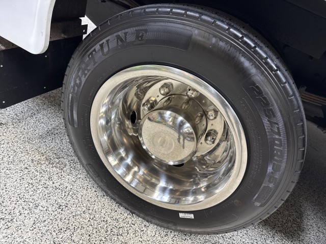 2020 Chevrolet Silverado MD 5500 Duramax RWD Utility/ Service Bed in , 