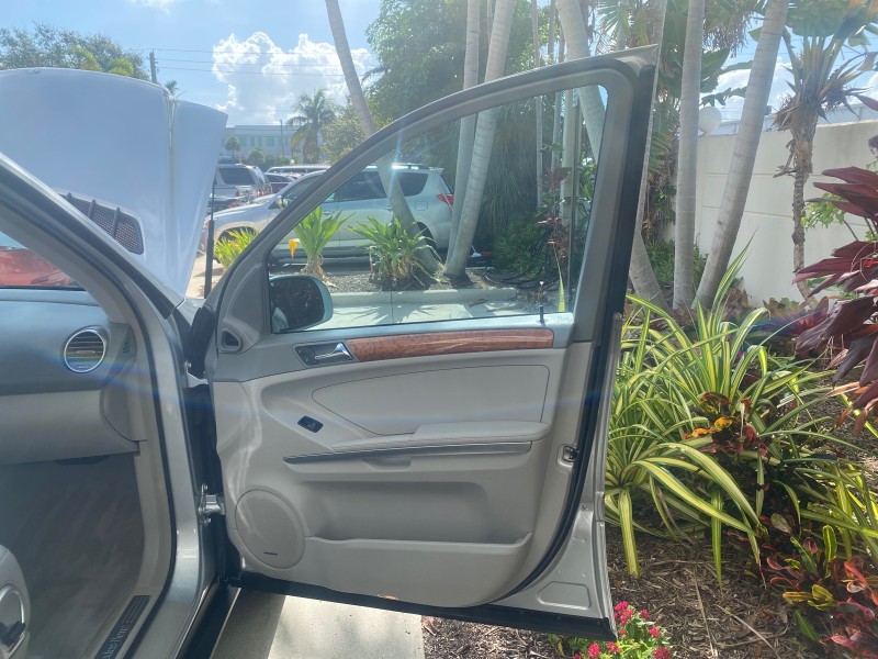 2008 Mercedes-Benz M-Class 3.5L 1 OWNER LOW MILES 48,493 in , 