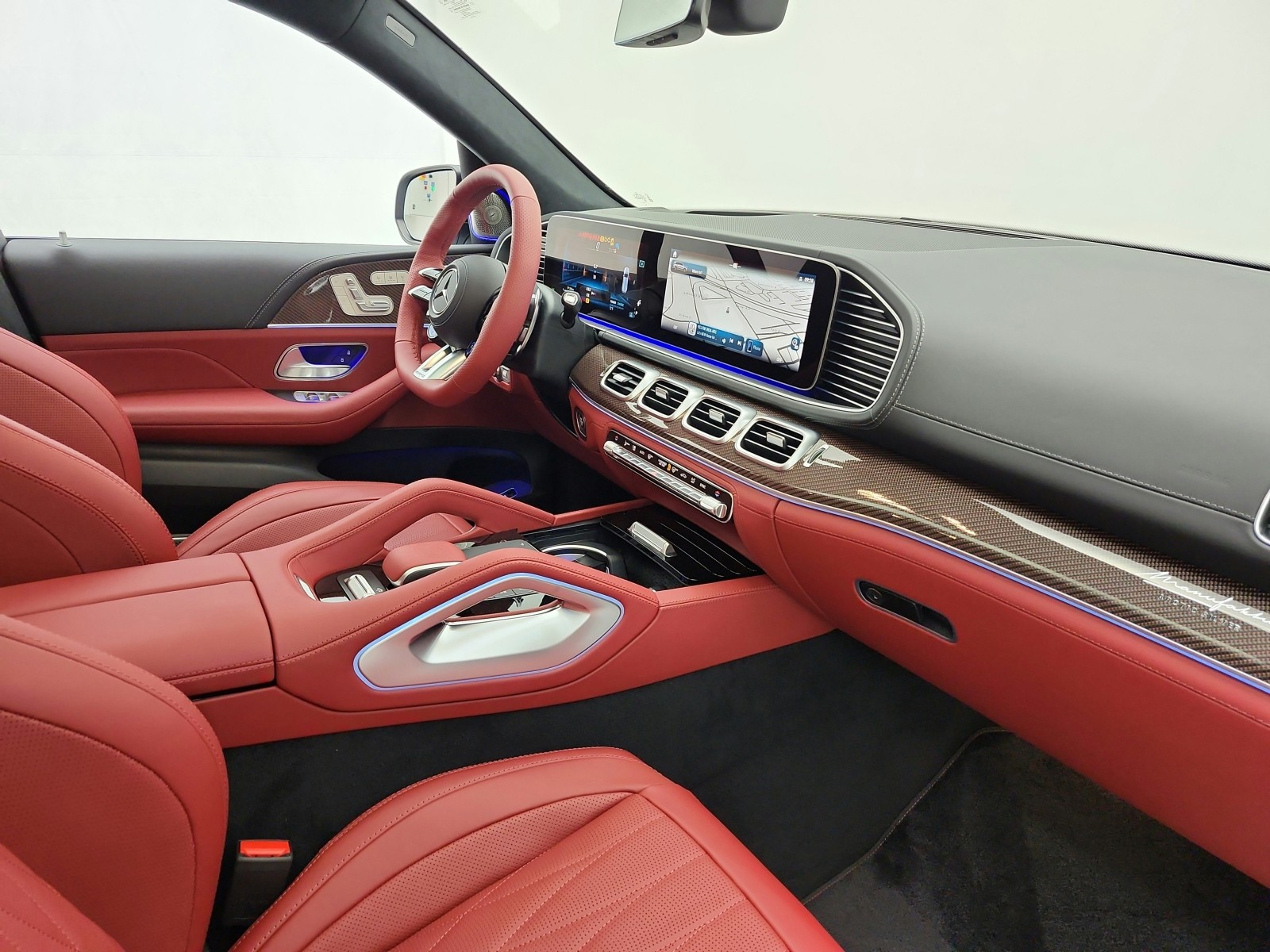 New 2026 CIRRUS SILVER MAGNO Mercedes-Benz AMG® GLS 63 image 14