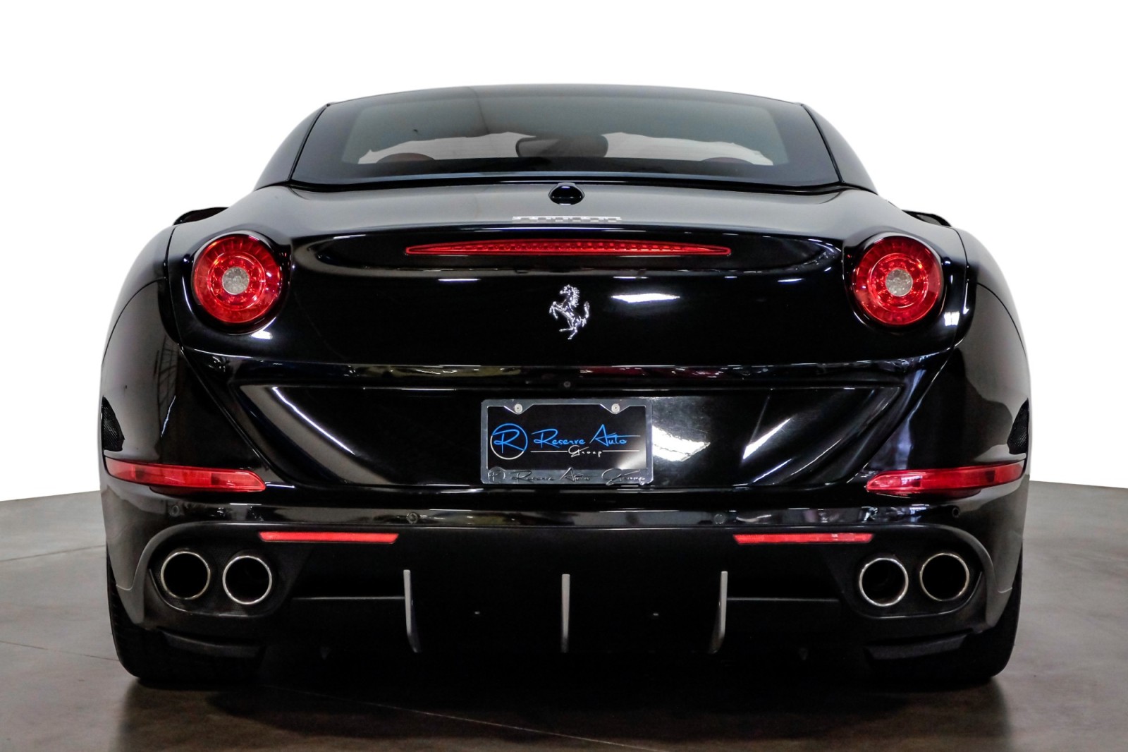 2015 Ferrari California T Convertible MagneRide HiFiSound Shields 20Forged 12