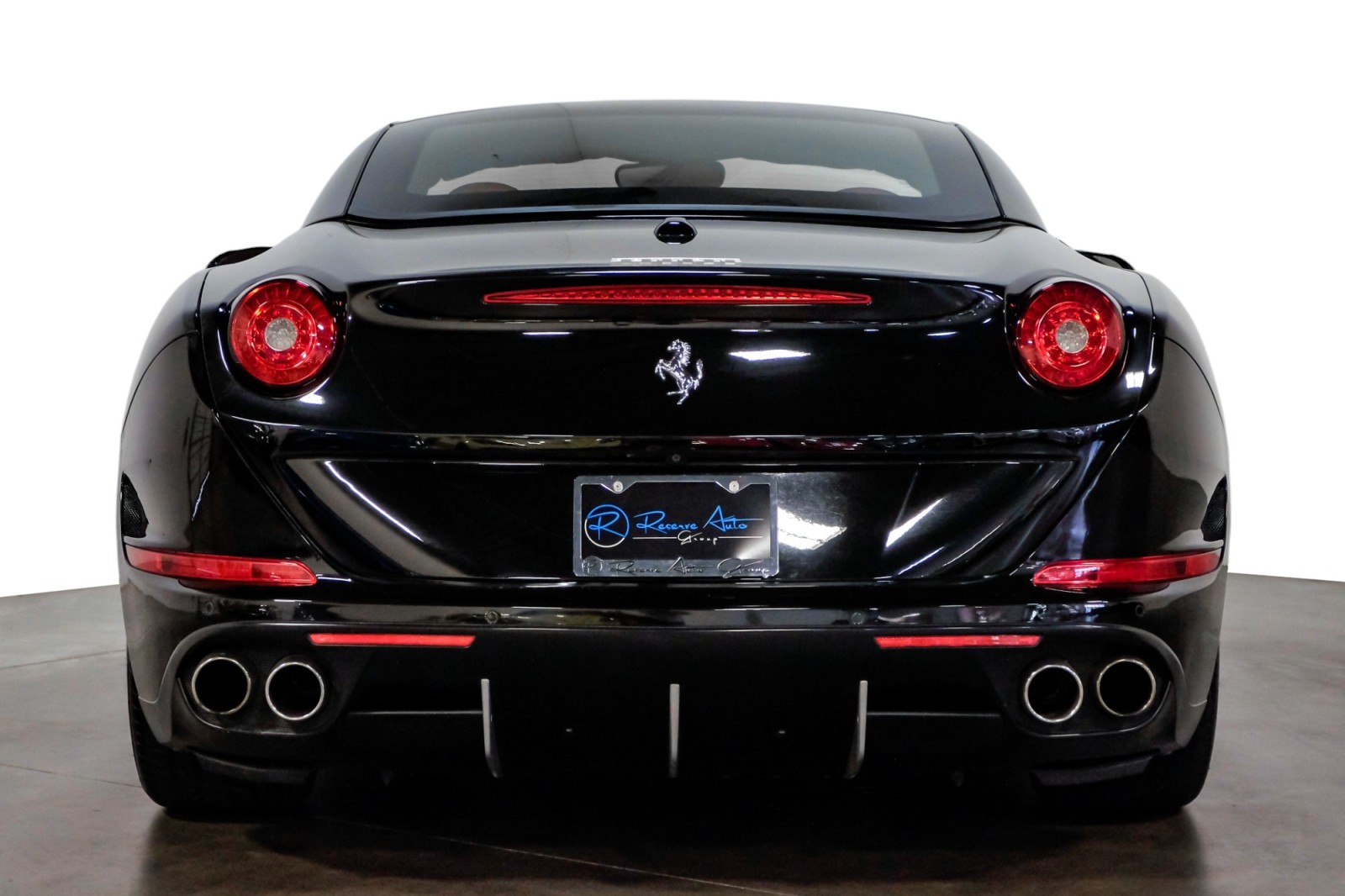 2015 Ferrari California T Convertible MagneRide HiFiSound Shields 20ForgedAlloys FullPwr 13