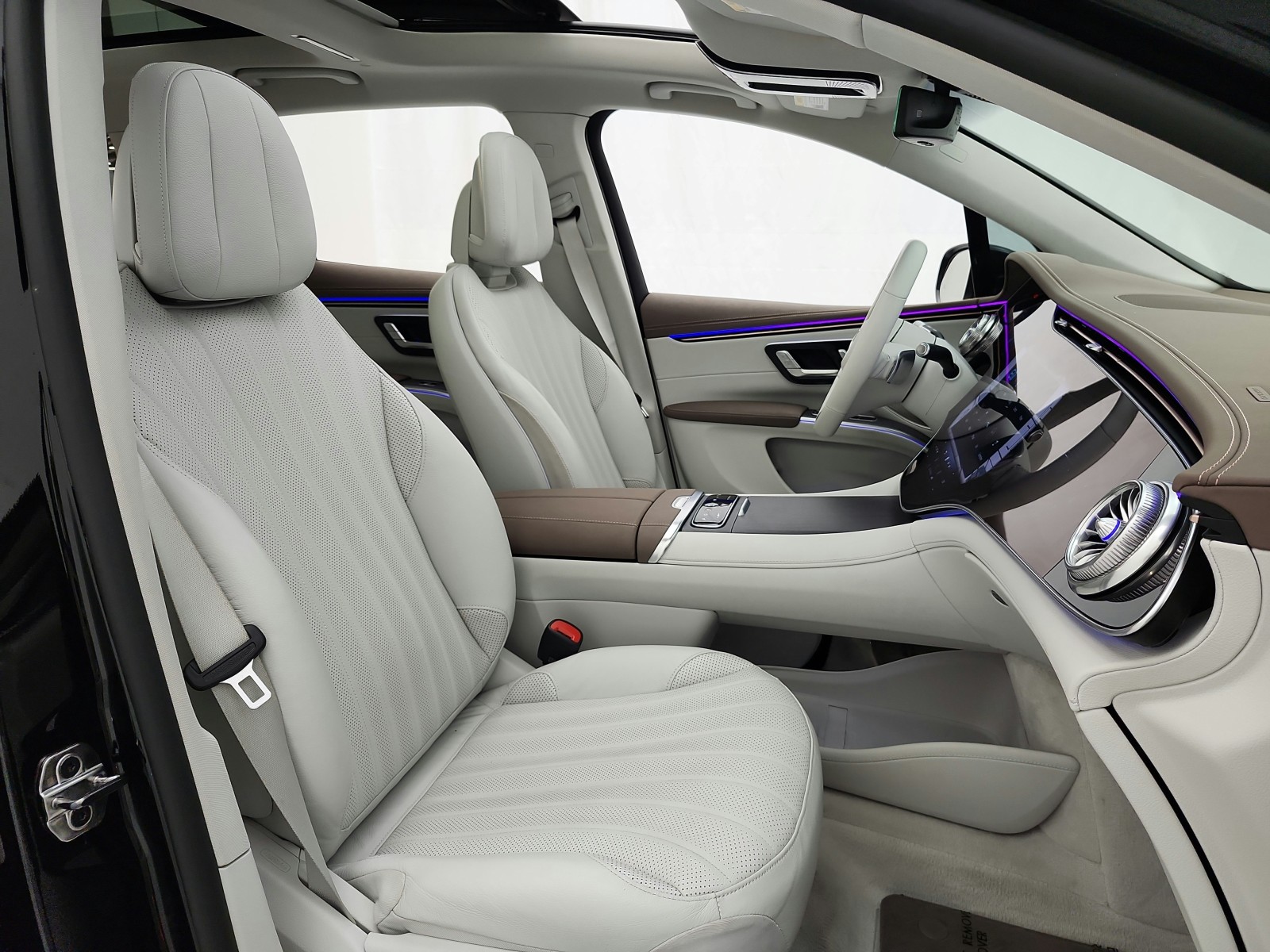 Certified Used 2023 Obsidian Black Metallic Mercedes-Benz EQS 580 4MATIC® SUV image 24