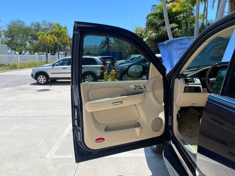 2007 Cadillac Escalade ESV SUNROOF AWD LOW MILES 47,118 in , 