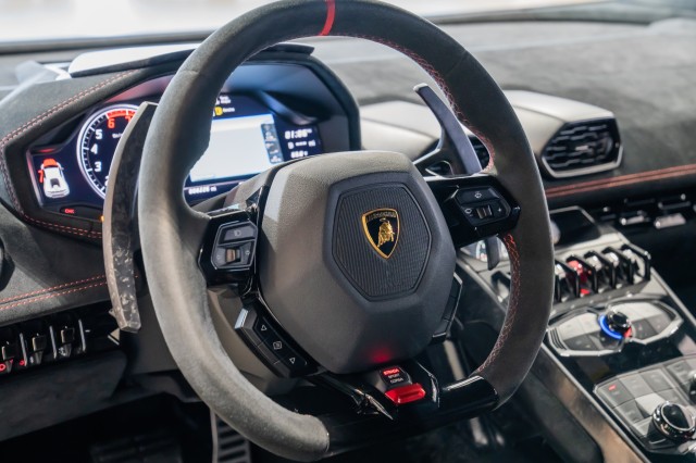 Used Car 2018 Lamborghini Huracan  Performante For Sale Under $320,000 In Boerne, Texas