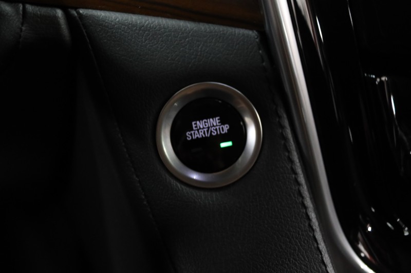 2020 Cadillac Escalade ESV 4dr Suv in , 